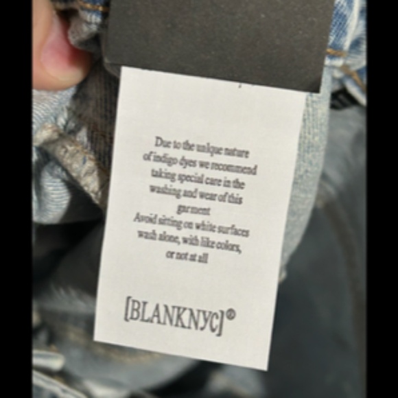 Blank NYC The Perry Mom Shorts Cuffed Hem in Party Everyday Size 29 - NWT - Picture 13 of 16